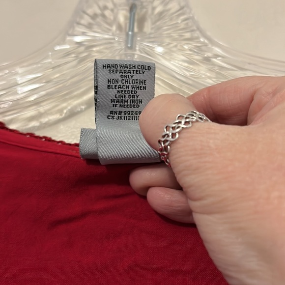 Catherines rayon crochet/lace/embroidered top size 0X - Picture 7 of 8